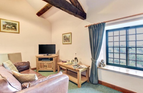 Kingswood House | Holiday Home Trell by Interhome