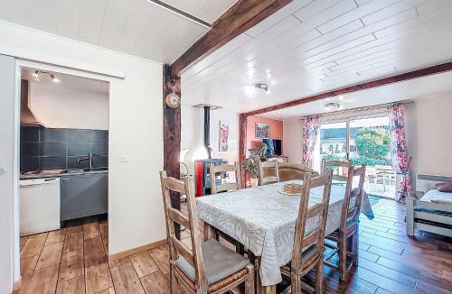 Cissac-Medoc House | Holiday Home Tuilières by Interhome