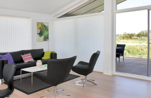 Nordstrand House | Holiday Home Ugot - 750m from the sea by Interhome