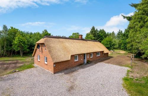 Husby House | Holiday Home Ulf - 2km from the sea by Interhome