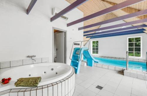 Husby House | Holiday Home Ulf - 2km from the sea by Interhome