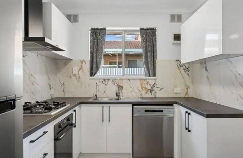 Mitchell Park Apartment | Holiday home unit