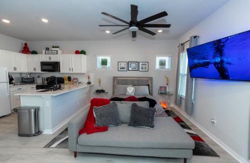 Colonialtown South House | Holiday Home
