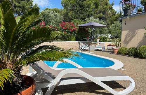 Sveti Filip i Jakov House | Holiday Home Villa Romantica