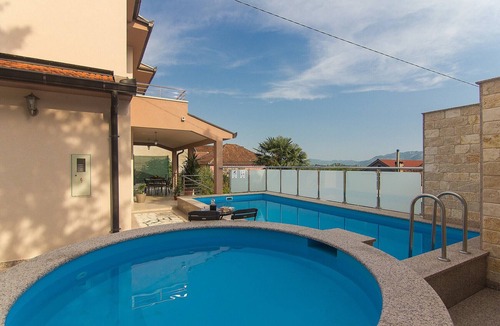 Dusina House | Holiday Home Vele with pool