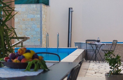 Dusina House | Holiday Home Vele with pool
