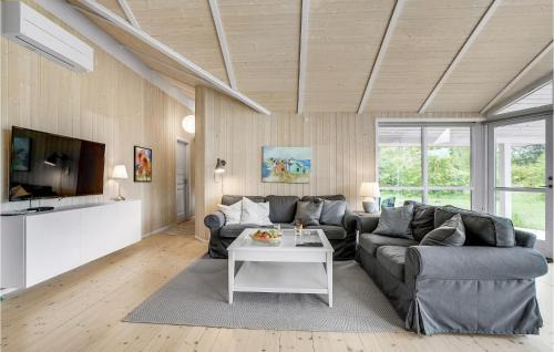 Vemb House | Holiday Home Vemb With Fireplace 07