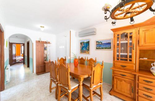 L'Escala Villa | Holiday Home Veni
