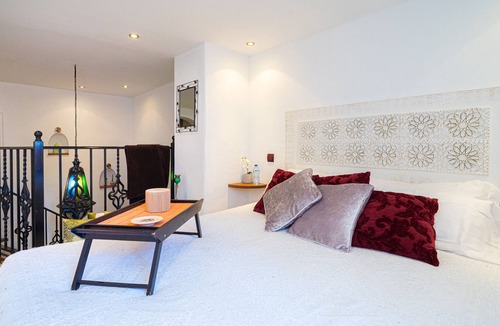 Sella House | Holiday Home 'Verda' with Mountain View, Private Terrace and Air Conditioning