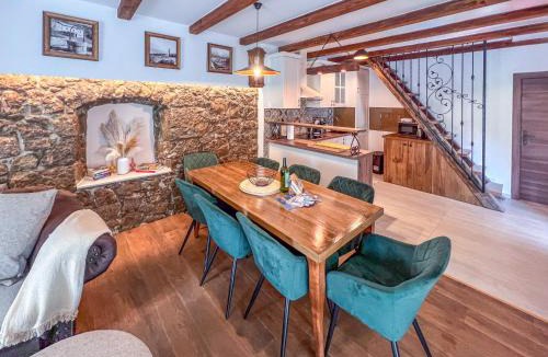 Novi Vinodolski House | Holiday Home Vila Jurja by Interhome