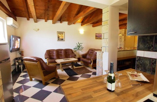Krusevo House | Holiday Home Villa Ana by Interhome