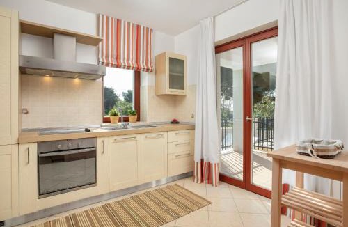 Basanija House | Holiday Home Villa Beach Front by Interhome