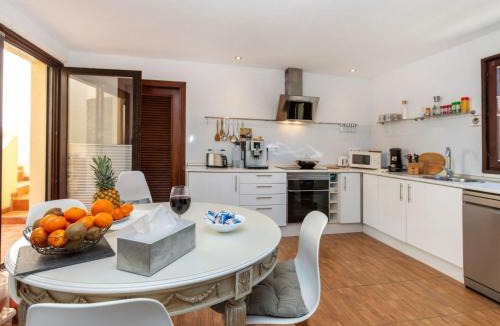 Peniscola House | Holiday Home Villa Bellevue by Interhome