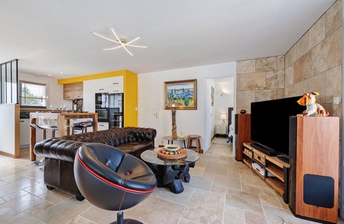 Angles House | Holiday Home “Villa Bleu Azur” with Private Pool, Wi-Fi and Air Conditioning