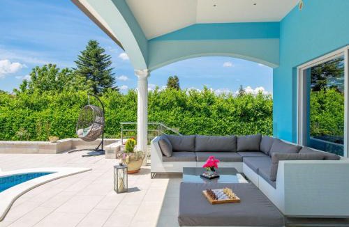 Rogocana House | Holiday Home Villa Gabriel by Interhome