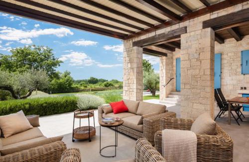 Mofardini House | Holiday Home Villa Grando II by Interhome