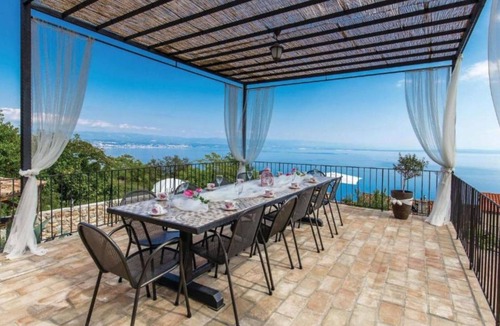 Obrs Villa | Holiday home Villa Bella with pool by Villas Guide