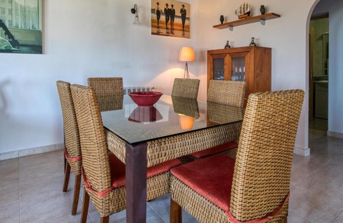 Rafol de Almunia House | Holiday Home Villa Jacaranda