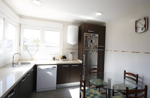 Cambrils House | Holiday Home 'Villa María Magdalena' with Private Terrace, Wi-Fi and Air Conditioning