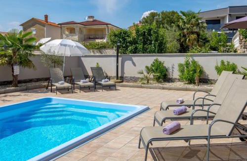 Pinezici House | Holiday Home Villa Mira by Interhome
