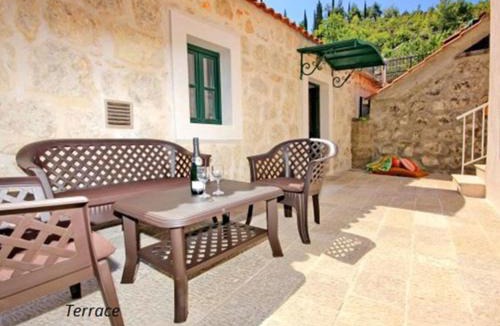 Oslje House | Holiday Home Villa mit Pool- Oslje by Interhome