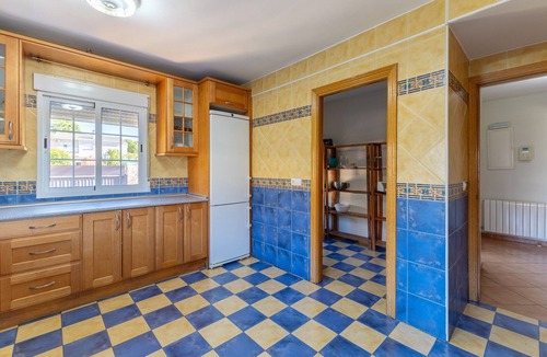 Brunete Villa | Holiday Home 'Villa Pilara - Brunete' with Private Pool, Wi-Fi and Air Conditioning