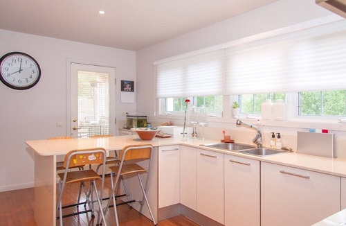 Olivella Villa | Holiday Home 'Villa Sitges Mas Mestre' with Mountain View, Wi-Fi and Air Conditioning