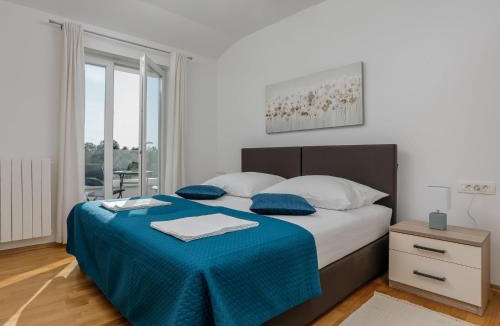 Nova Vas House | Holiday Home Villa Tonka by Interhome