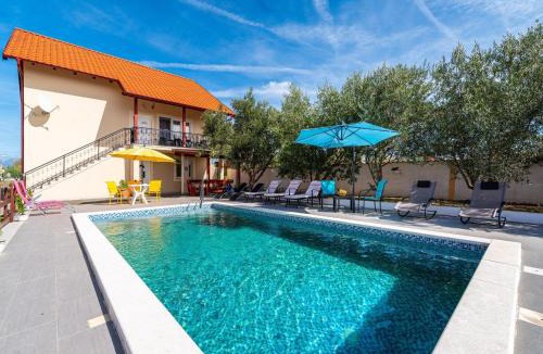 Suhovare Villa | Holiday Home Villa Vesna Lux