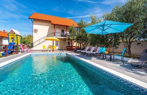 Suhovare Villa | Holiday Home Villa Vesna Lux