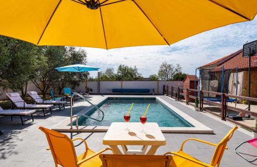 Suhovare Villa | Holiday Home Villa Vesna Lux