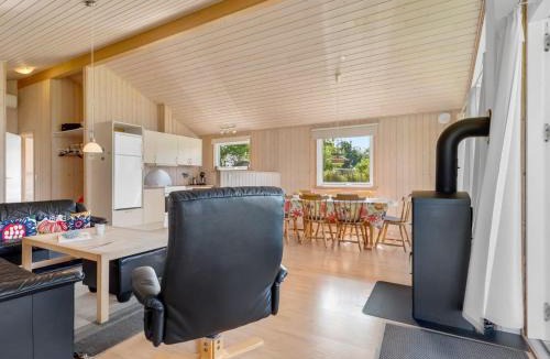 Dannemare House | Holiday Home Vincent - 25m from the sea by Interhome