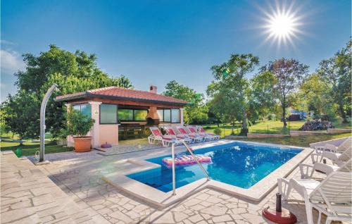 Vinez House | Holiday Home Vinez V