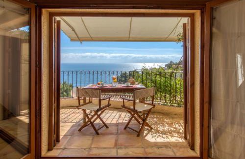 Cap de la Nau House | Holiday Home Vista Halcon-3 by Interhome