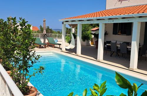 Maslinica House | Holiday home Voga