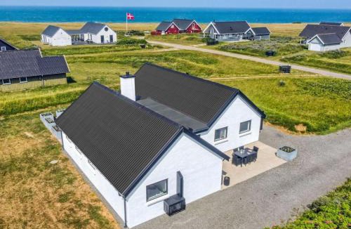 Lonstrup House | Holiday Home Volfgang - 250m from the sea by Interhome