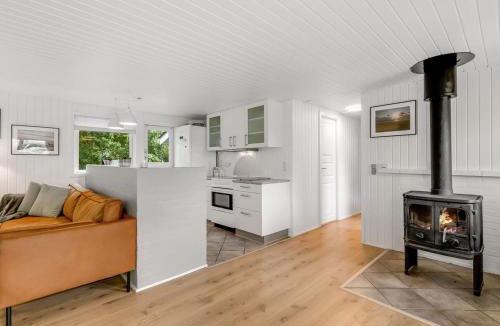 Sønder Nissum House | Holiday Home Waghn - 800m to the fjord by Interhome