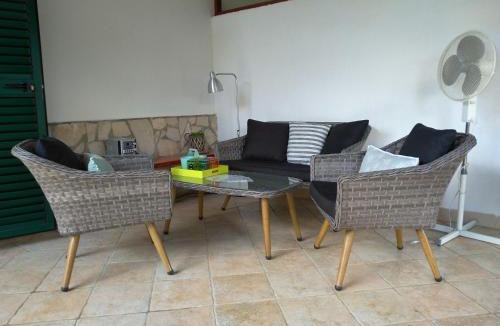 Cove Makarac (Milna) Apartment | Holiday Home Willy
