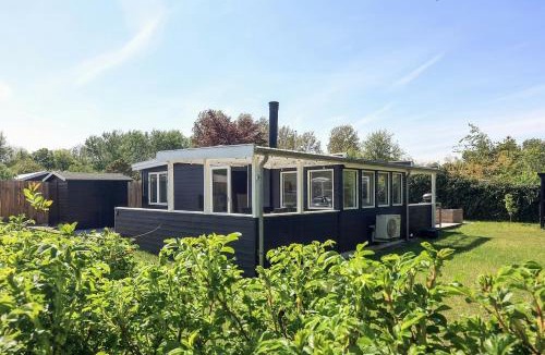 Frølunde Fed House | Holiday Home With A Direct Path To The Sea