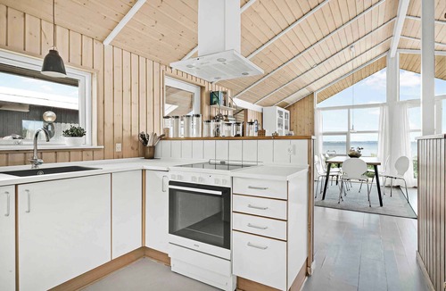 Kalvehave House | Holiday home with a beautiful view of Stege Bugt