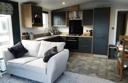 Grampound House | Holiday Home with a Hot tub