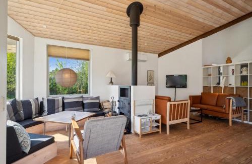 Knebel House | Holiday Home With A View Of The Beautiful Natural Landscape Of Mols
