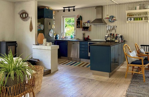 Smidstrup Strand House | Holiday home with annexe by Gilleleje beach