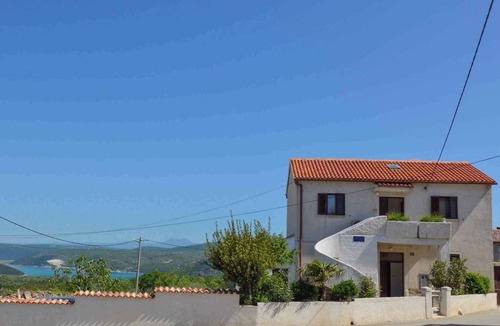Rakalj House | Holiday home with barbecue facilities
