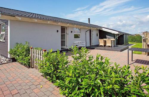 Skastrup Strand House | Holiday home with Baring Vig view