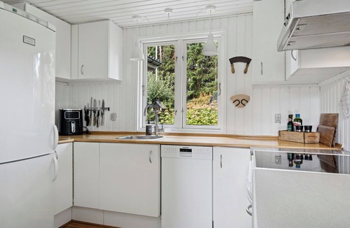 Glesborg House | Holiday home with creative space near Glesborg