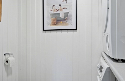 Glesborg House | Holiday home with creative space near Glesborg