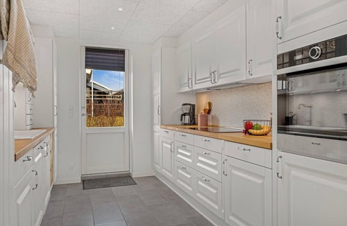 Snedsted House | Holiday home with fjord view, wilderness bath and hot tub
