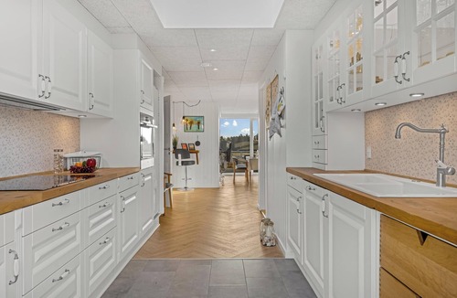 Snedsted House | Holiday home with fjord view, wilderness bath and hot tub