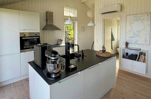 Holbaek House | Holiday home with fjord views at Tuse Næs